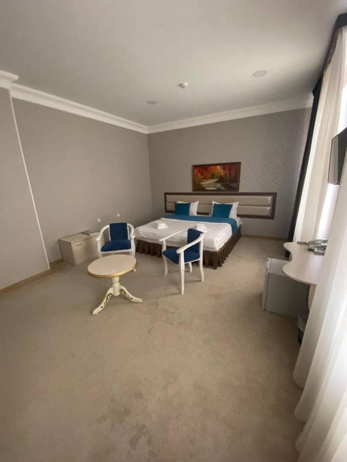 Globus Hotel - 塔什干全球商务宾馆 Teshabayguzar Ngoại thất bức ảnh