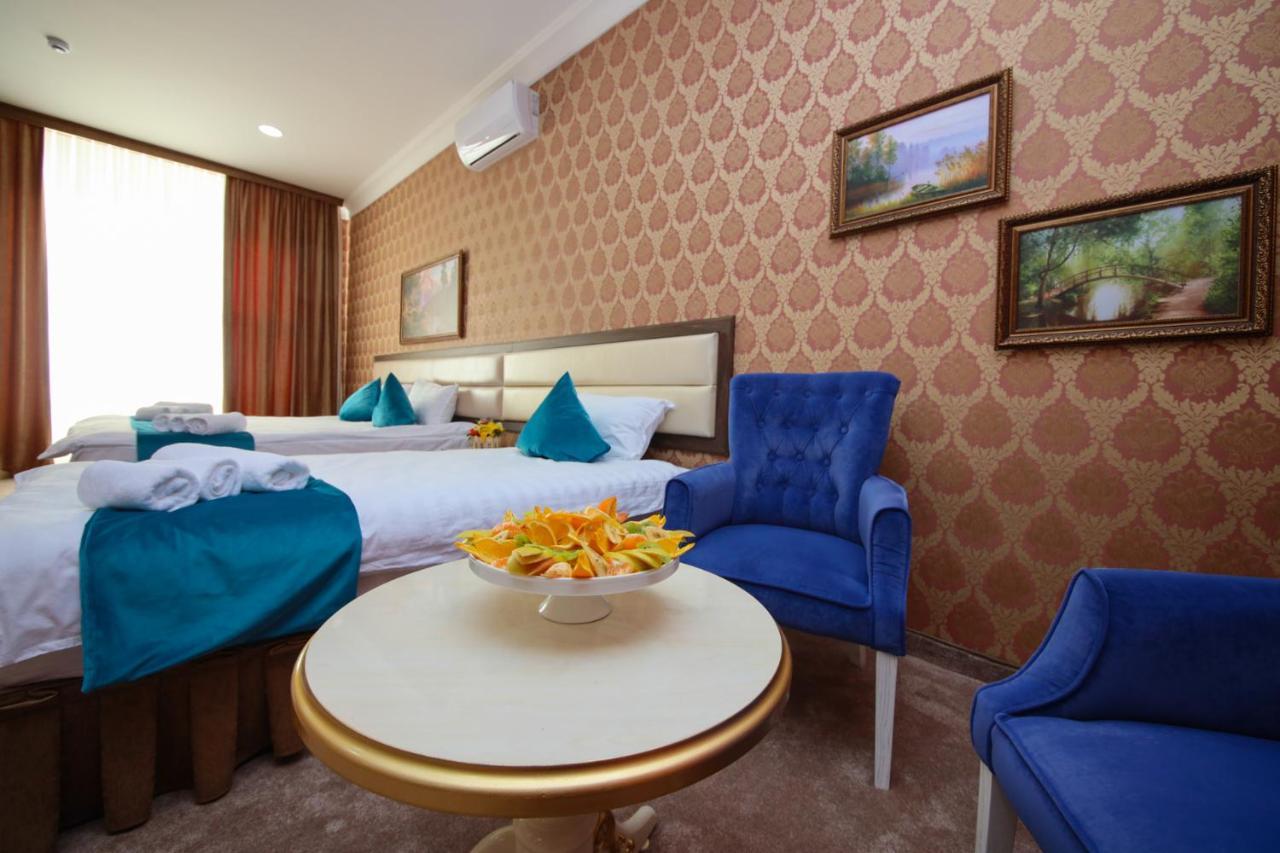 Globus Hotel - 塔什干全球商务宾馆 Teshabayguzar Ngoại thất bức ảnh