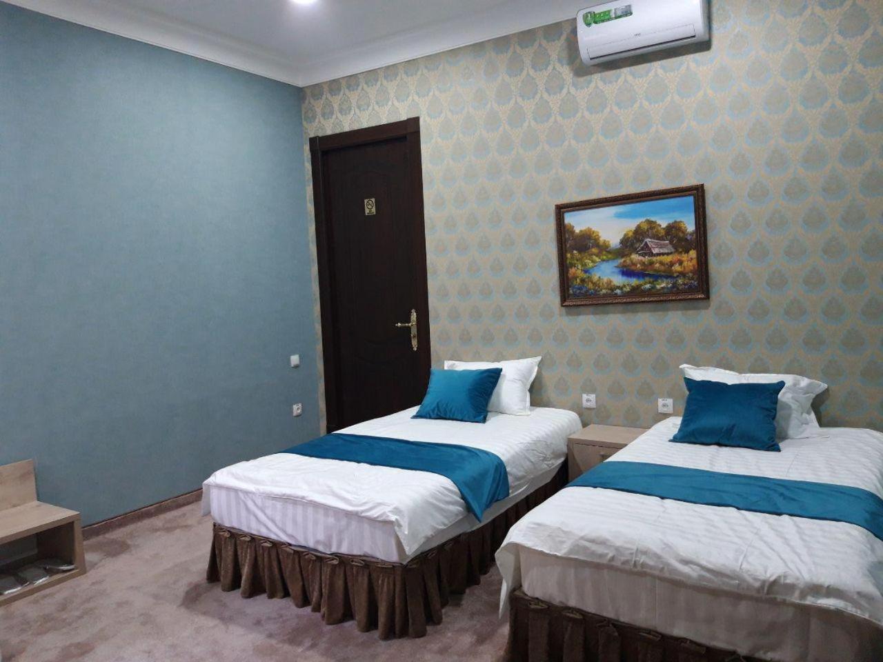 Globus Hotel - 塔什干全球商务宾馆 Teshabayguzar Ngoại thất bức ảnh